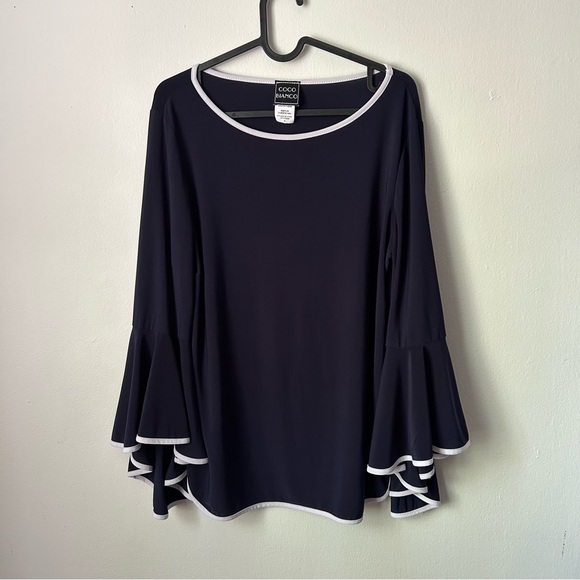 Coco Bianco | Piped Bell Sleeve Top in Navy w/ White Trim - Picture 1 of 10